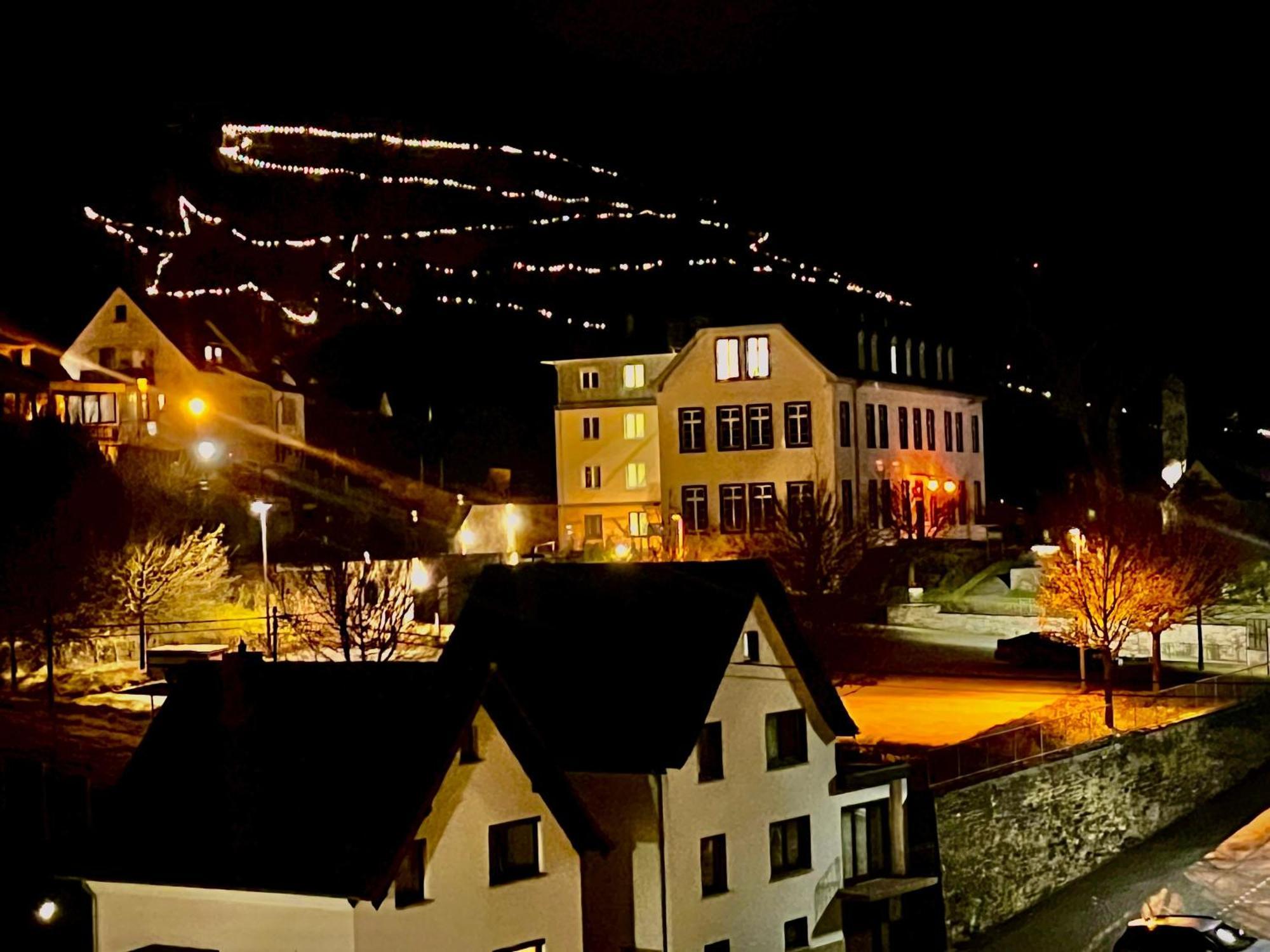 Ferienwohnung "Gaston" Mitten In Waldbreitbach エクステリア 写真